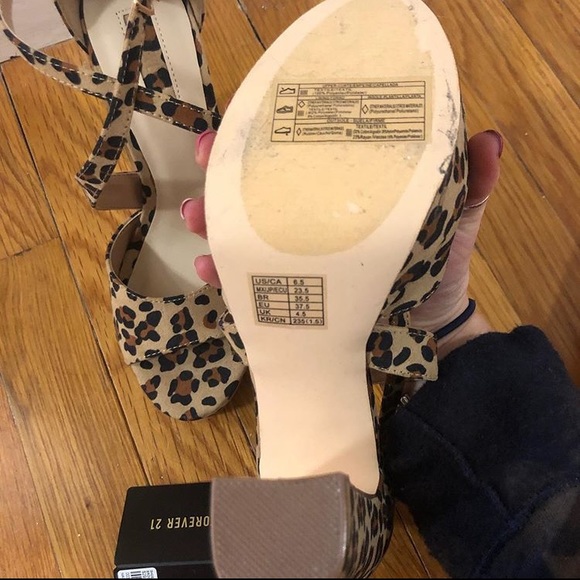 Forever 21 heels - Picture 4 of 6